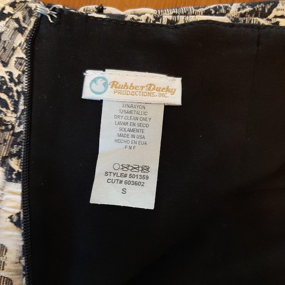 Floral Dress in White Gold - Picture 11 of 11